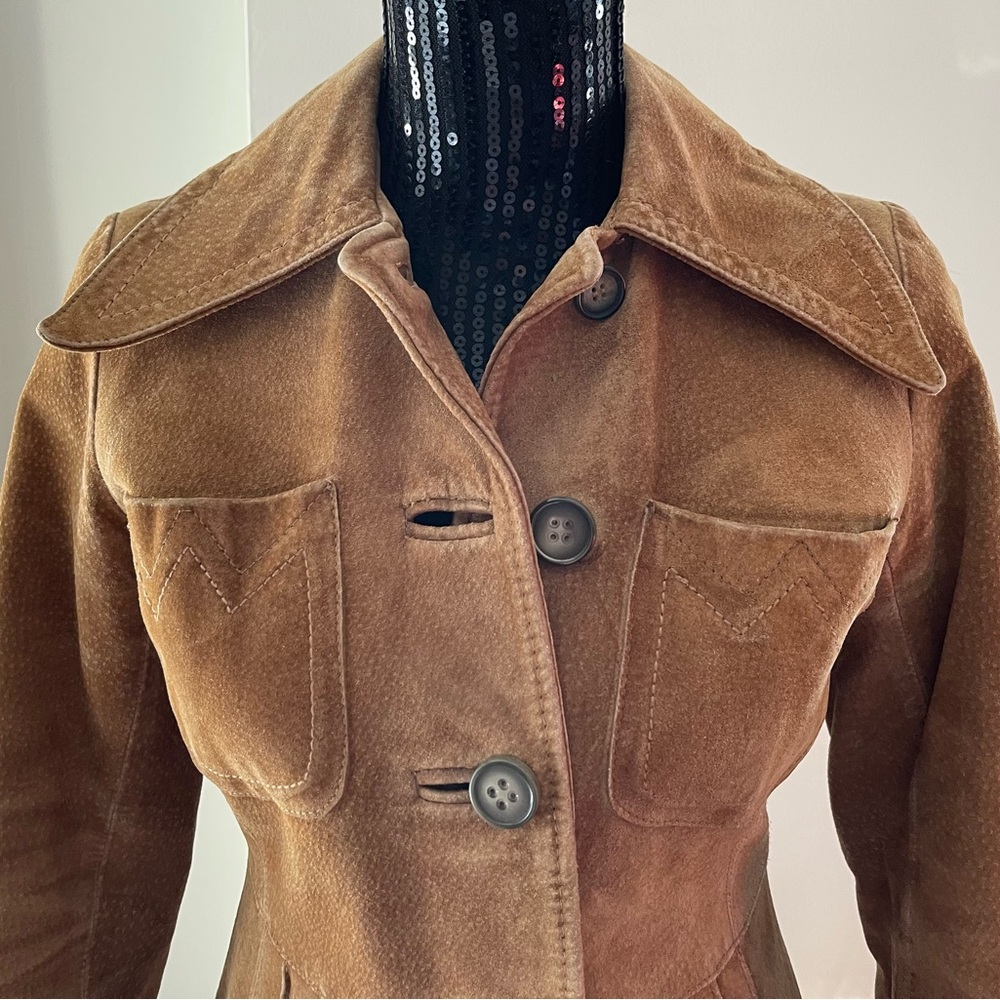 Vintage Victoria 70s Long Suede Tan Button Down Jacket - Picture 2 of 15